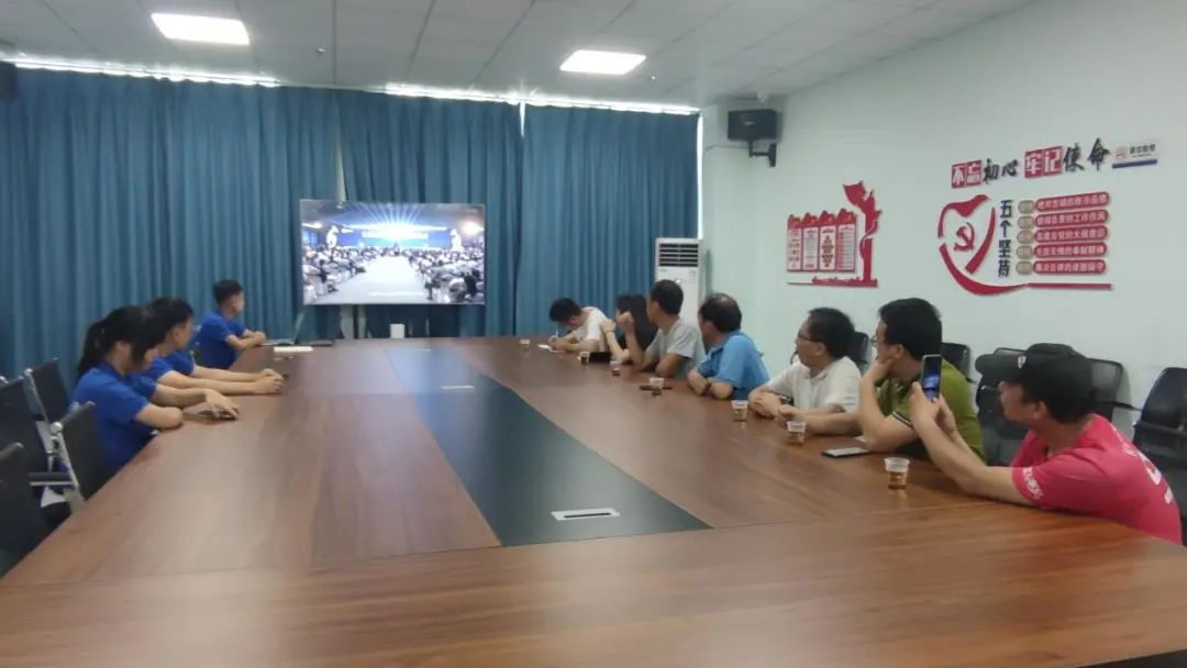 访企促教 | 娄底职院机电工程学院陈育新院长一行莅临六合彩网站交流研学
